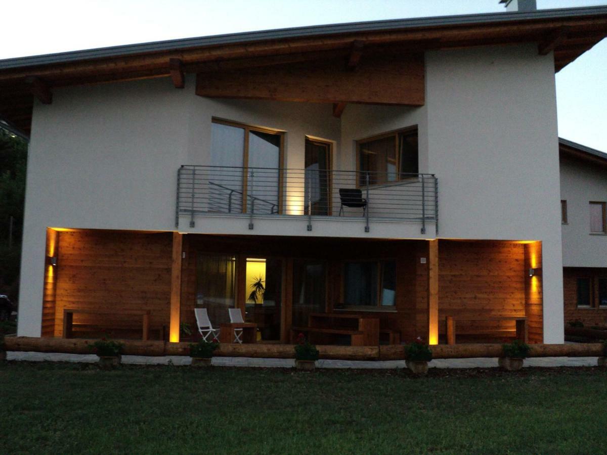 Bed and Breakfast Agritur I Colori Sanzeno Exteriér fotografie